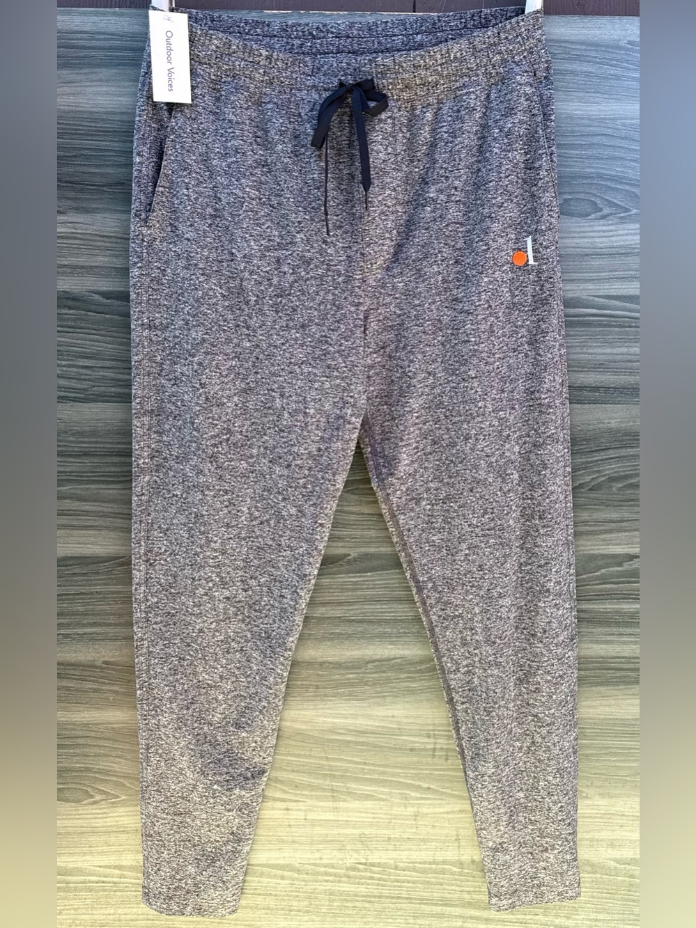 Outdoor Voices Men’s CloudKnit Slim Tapered Jogger Sweatpants - Gray Large NWT